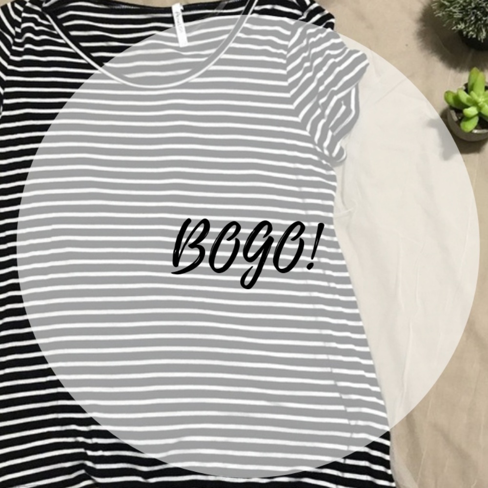 🔥 FINAL Comfy Black and White Striped Tee